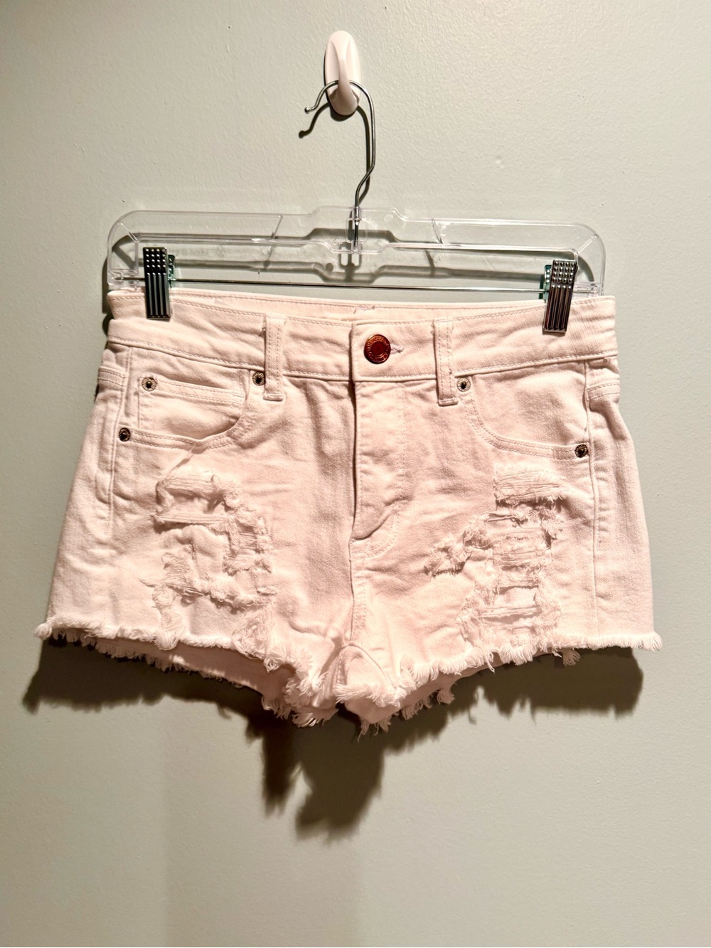 American Eagle Women’s white Distressed Denim Shorts